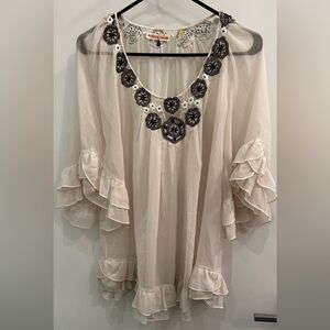 Chic Ivory Blouse with Black Embroidery